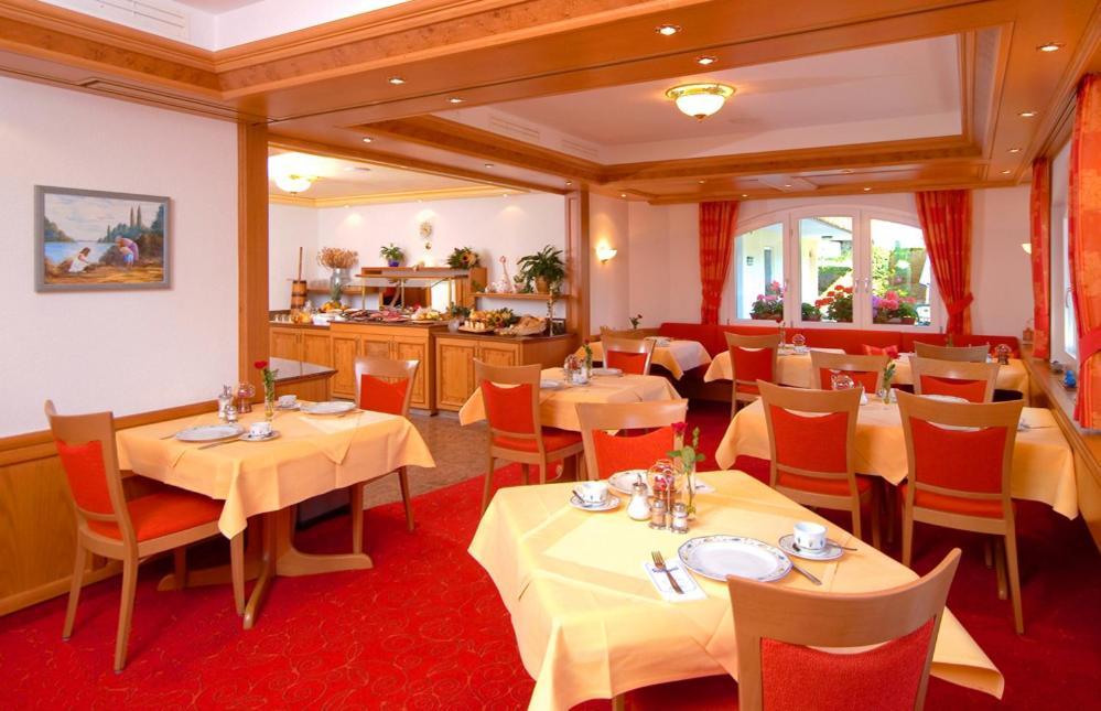Hotel-Restaurant Sennhutte Im Herzen Des Sudschwarzwalds Kleines Wiesental Exterior photo
